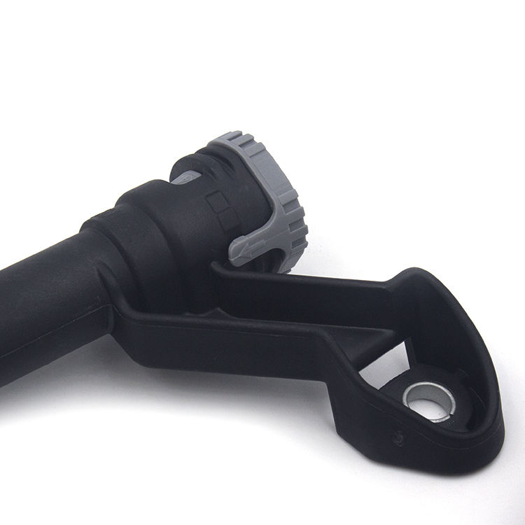 볼보 자동차 부품을 위한 Womala 엔진 출력 Hose Oil Cooler 물 파이프 OE 30774514